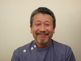 吉武歯科医院 院長